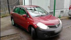 Nissan Tiida I