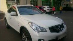 Infiniti QX50 I