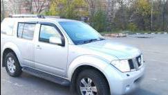 Nissan Pathfinder III