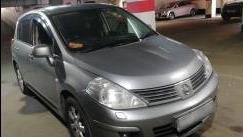 Nissan Tiida I