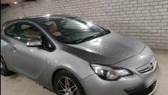 Opel Astra J