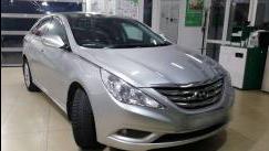 Hyundai Sonata VI (YF)