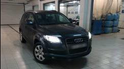 Audi Q7 I