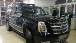 Cadillac Escalade III