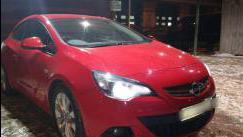 Opel Astra J