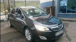 Opel Astra J