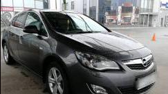 Opel Astra J