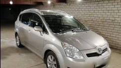 Toyota Corolla Verso I 2