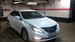 Hyundai Sonata VI (YF)