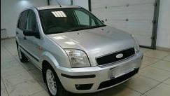 Ford Fusion I