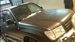 Toyota Land Cruiser 100 Series 1