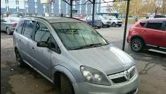 Opel Zafira B 1.8 MT (140 л.с.) [2007]