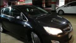 Opel Astra J