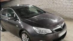 Opel Astra J