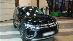 Mitsubishi Outlander III 2