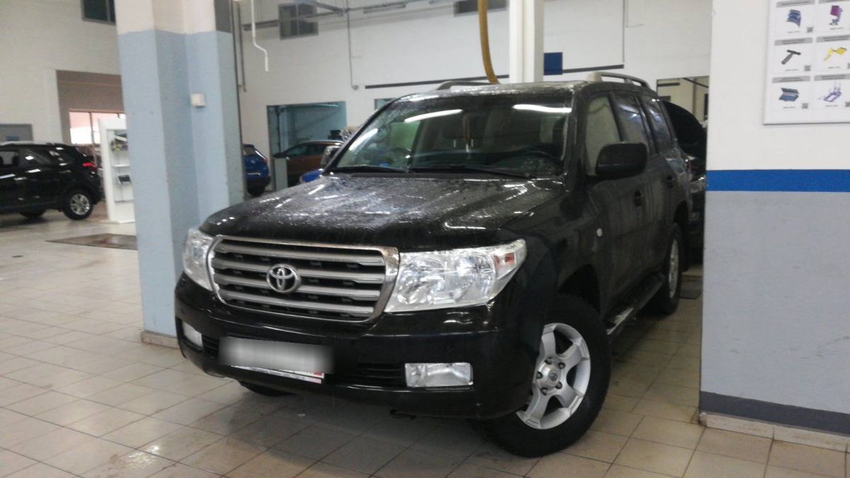 Toyota Land Cruiser 200 Series