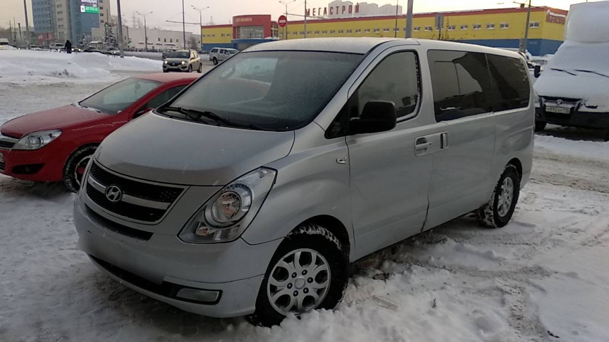 Hyundai Starex (H-1) II
