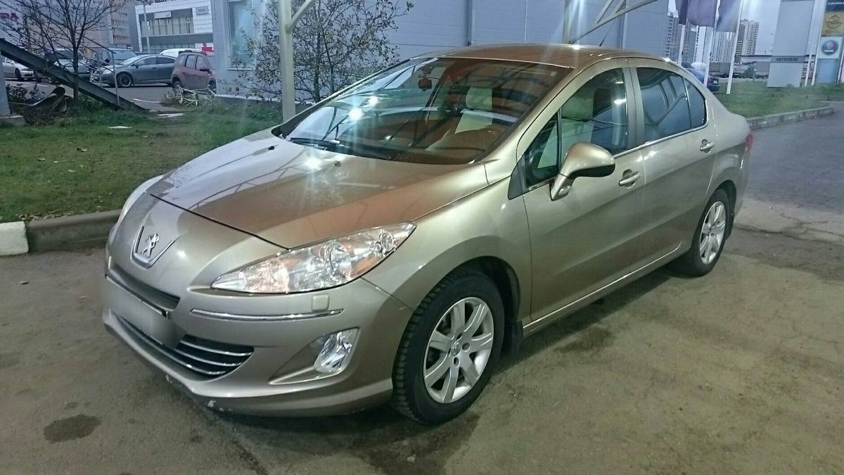 Peugeot 408