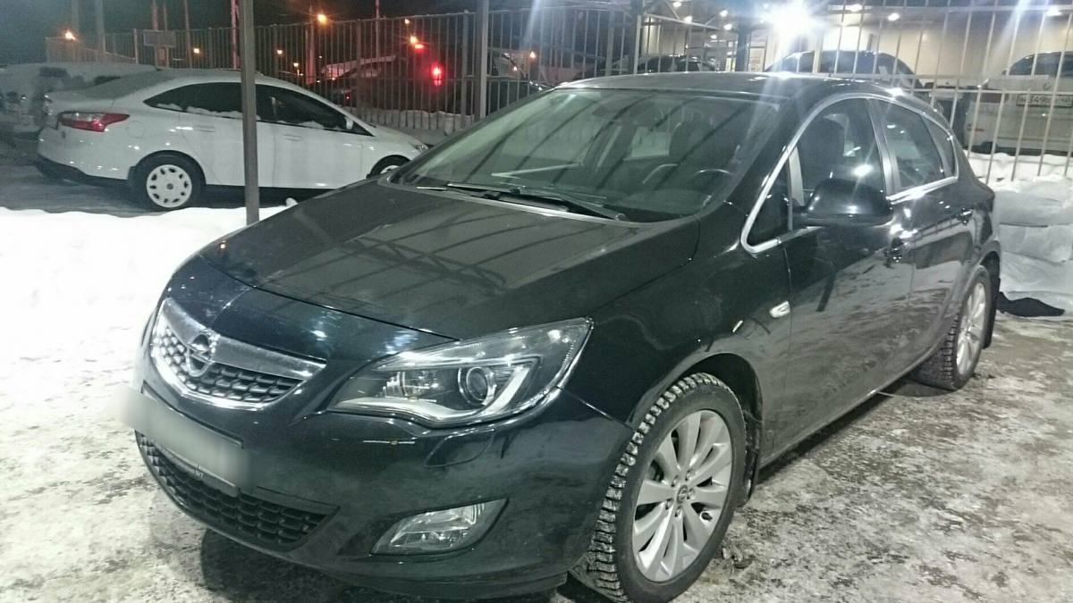 Opel Astra J