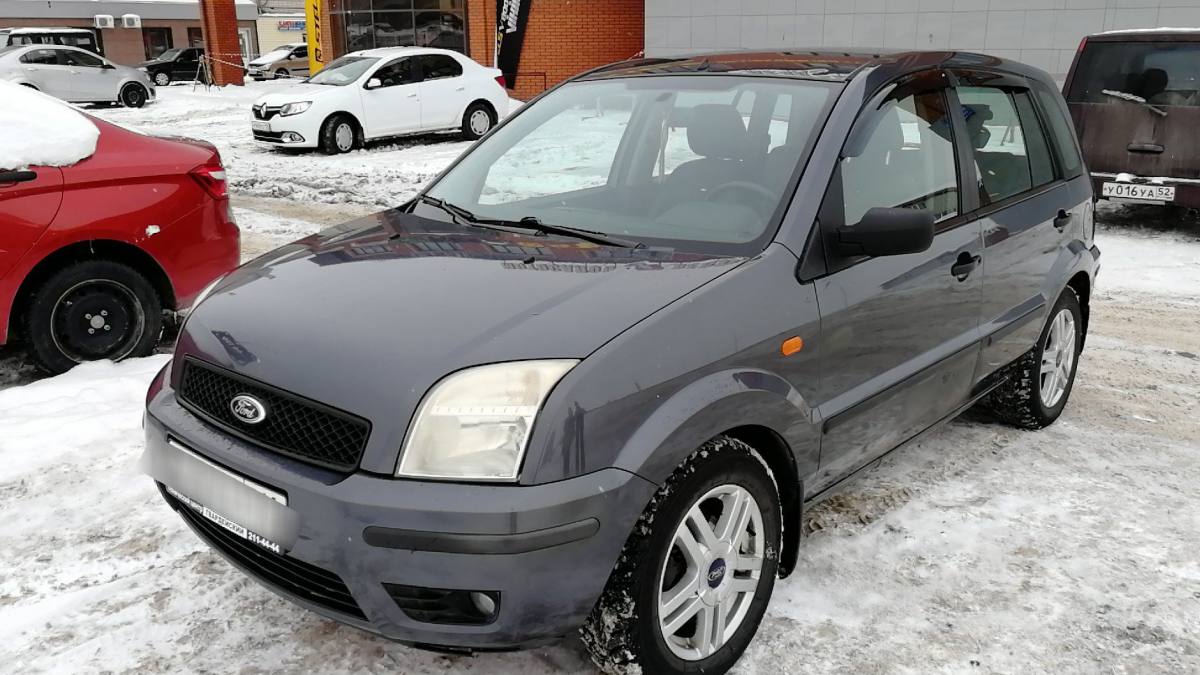 Ford Fusion I