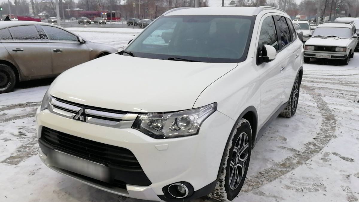Mitsubishi Outlander III