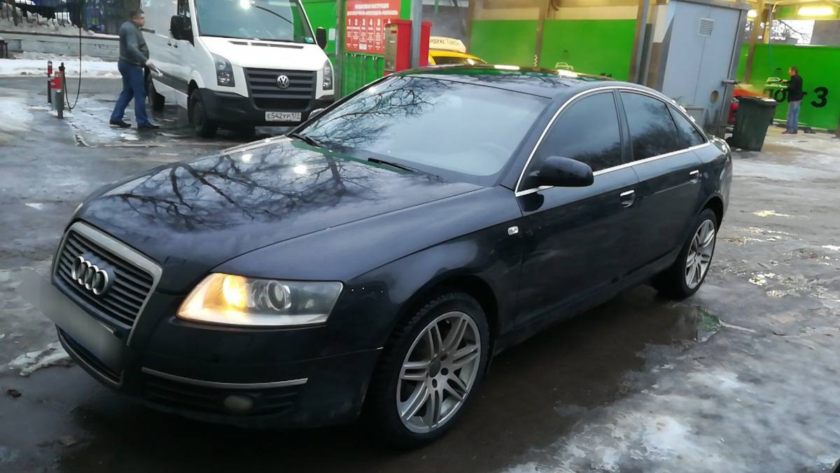 Audi A6 III (C6)