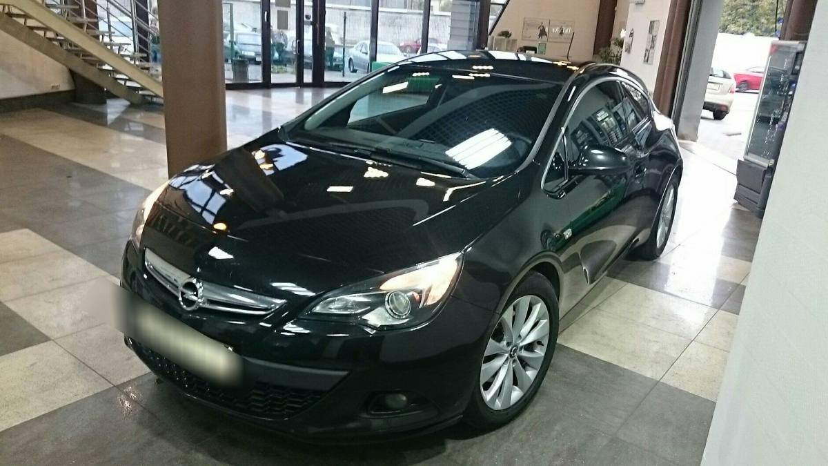 Opel Astra J Рестайлинг