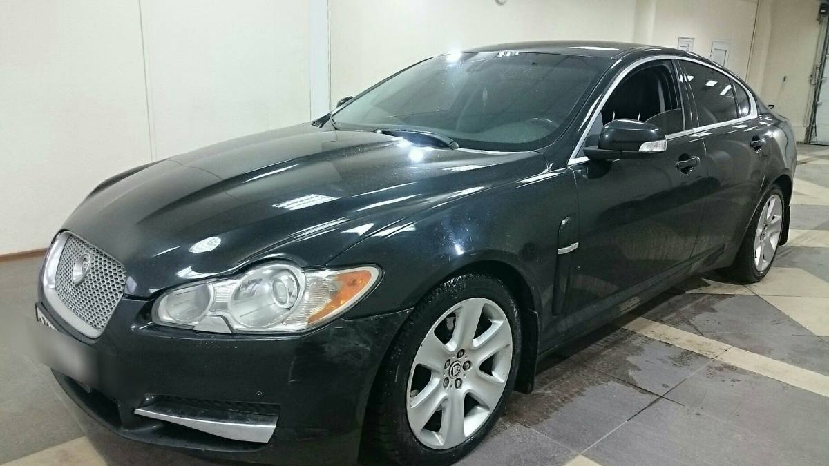 Jaguar XF I