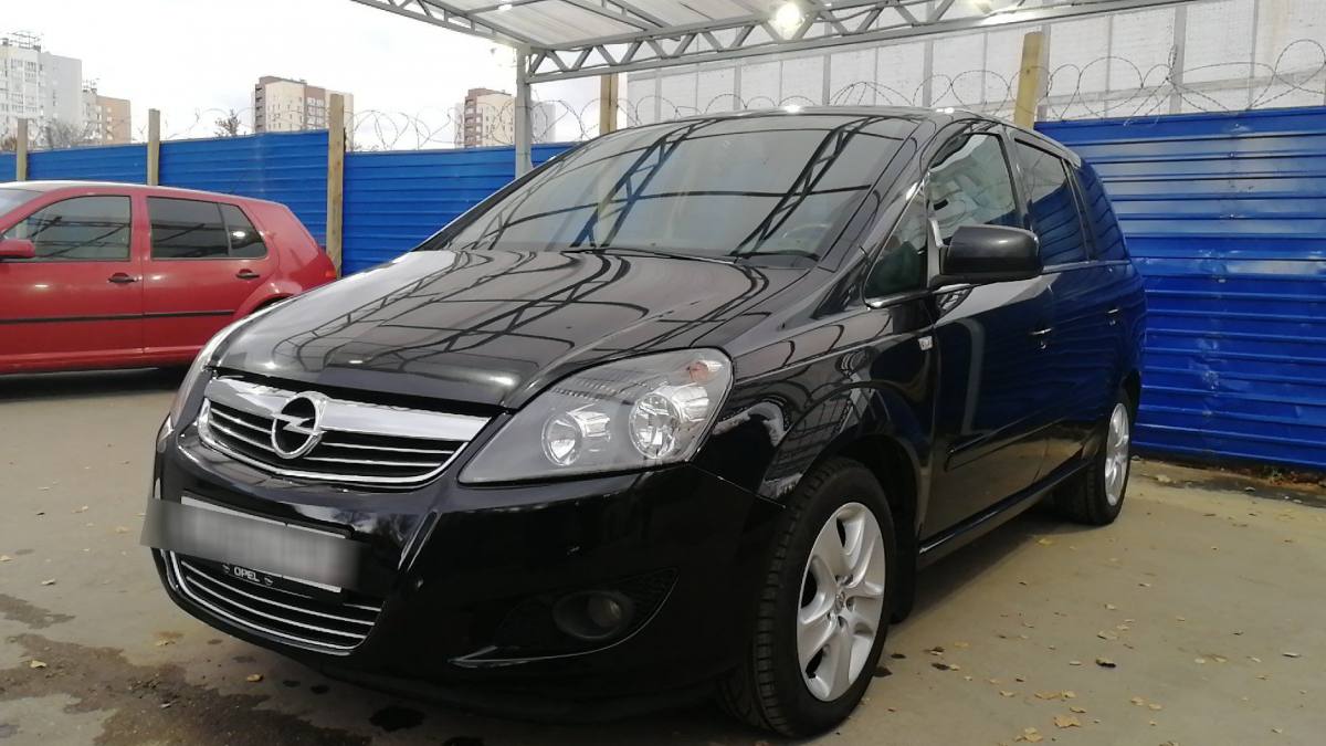 Opel Zafira B Рестайлинг