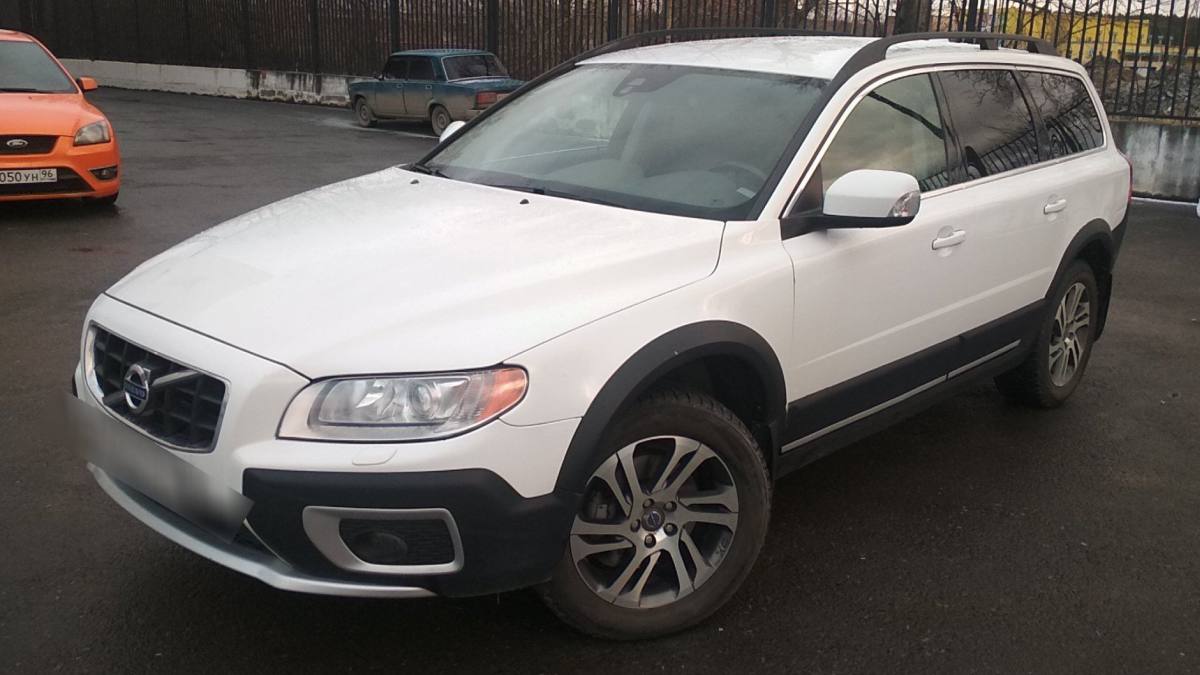 Volvo XC70 II