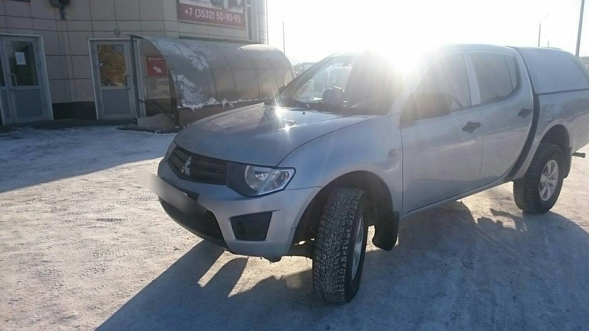 Mitsubishi L200 IV 2.5d MT (136 л.с.) 4WD [2015]