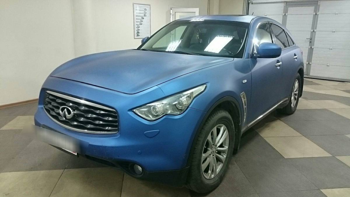 Infiniti FX II