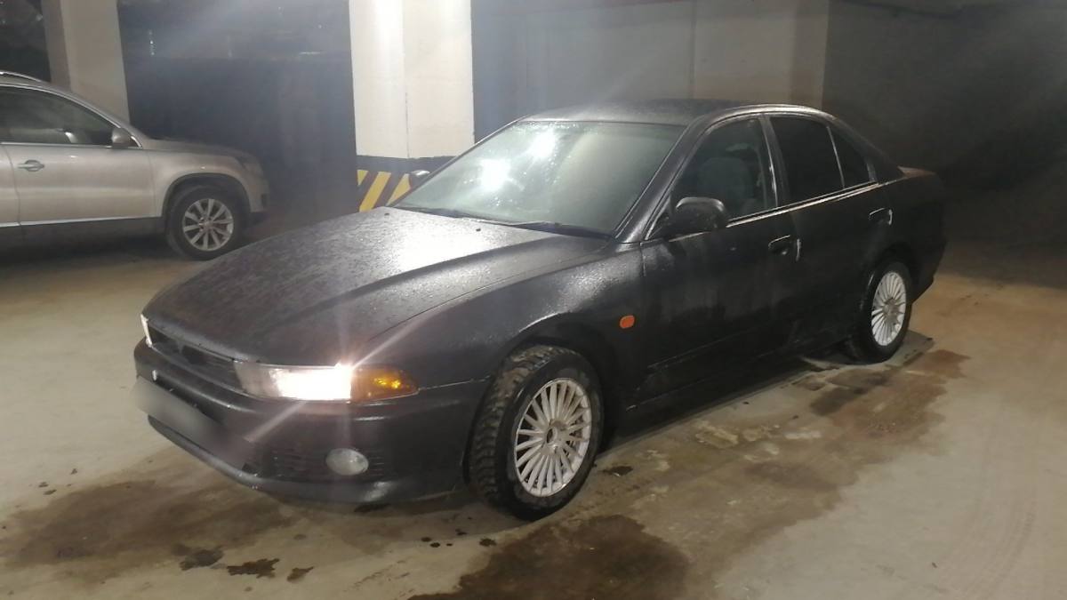 Mitsubishi Galant VIII