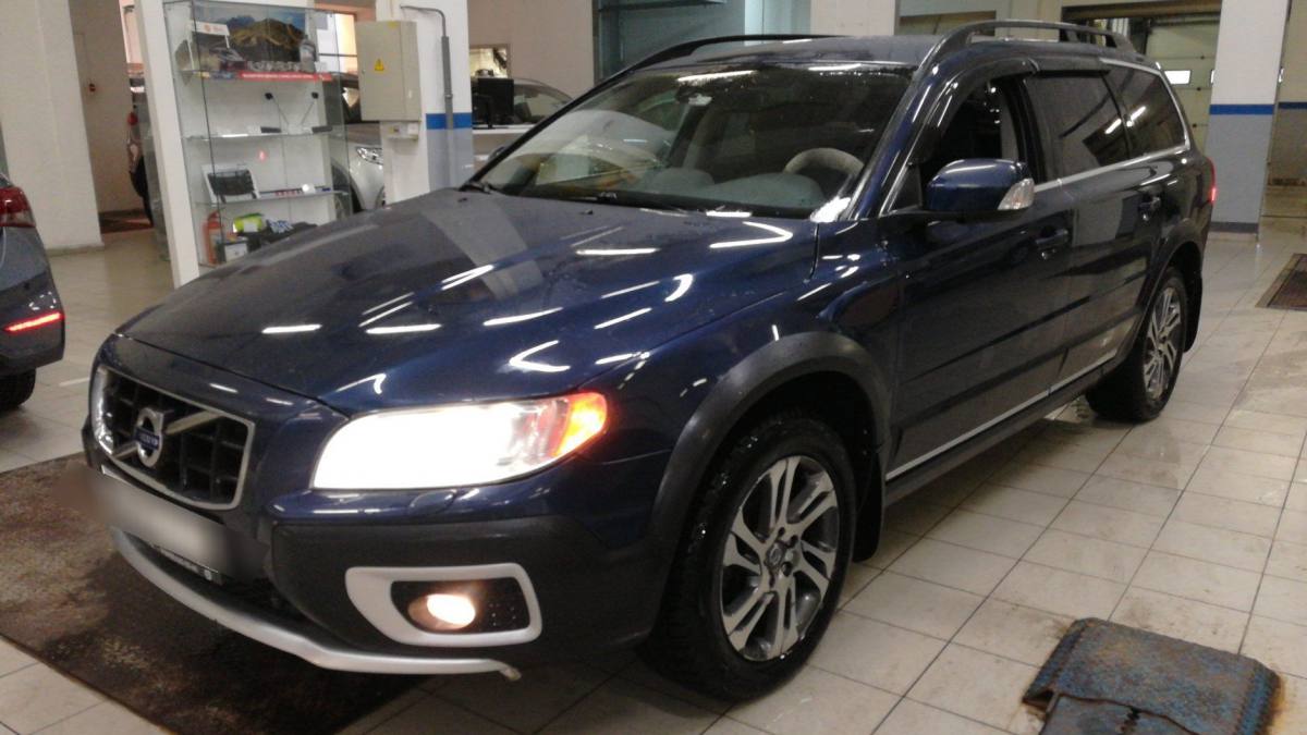 Volvo XC70 II