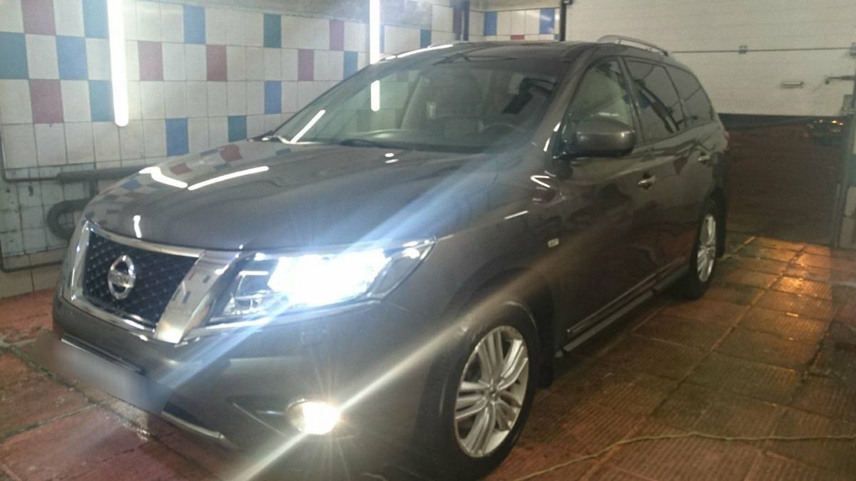 Nissan Pathfinder IV
