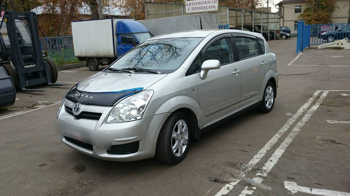 Toyota Corolla Verso I Рестайлинг
