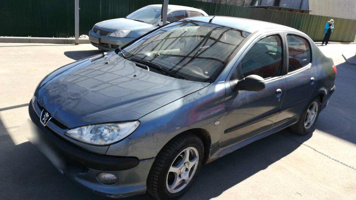 Peugeot 206