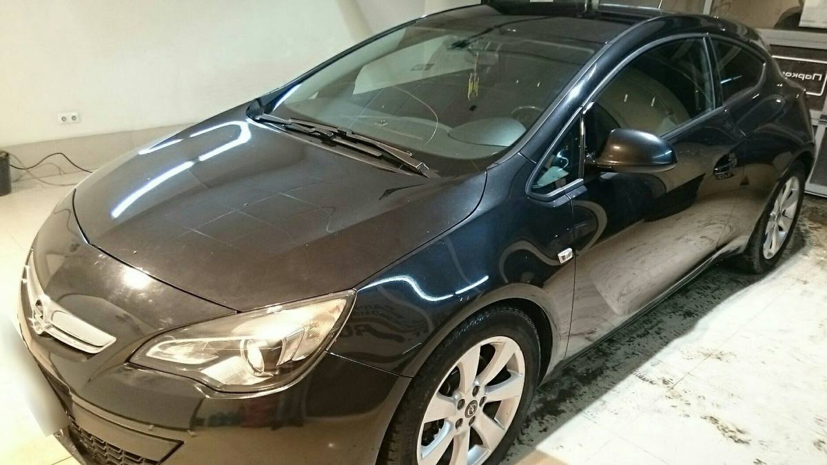 Opel Astra J