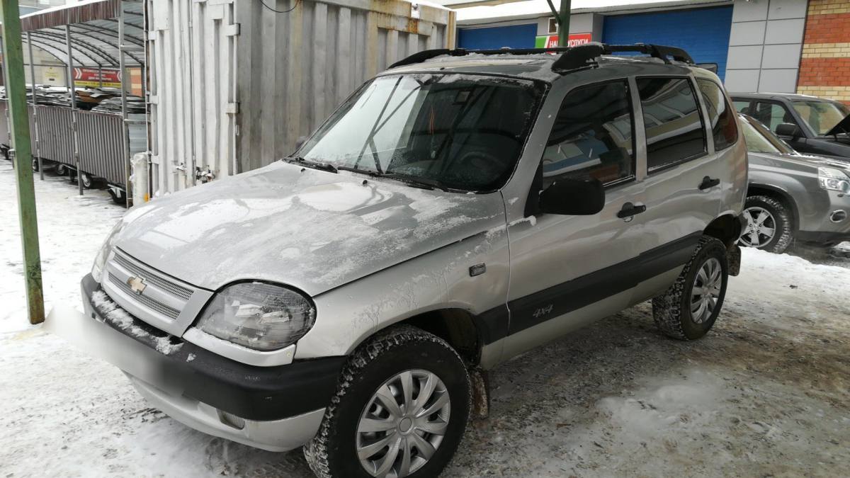 Chevrolet Niva I
