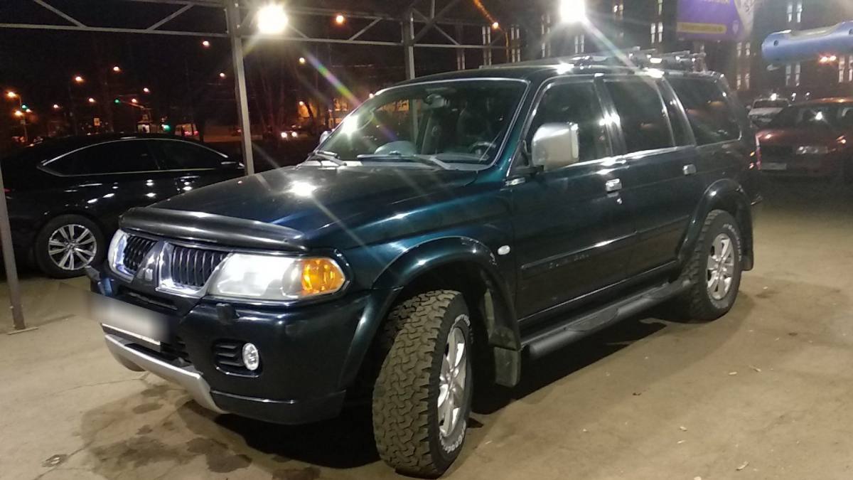 Mitsubishi Pajero Sport I Рестайлинг 3.0 AT (170 л.с.) 4WD [2006]