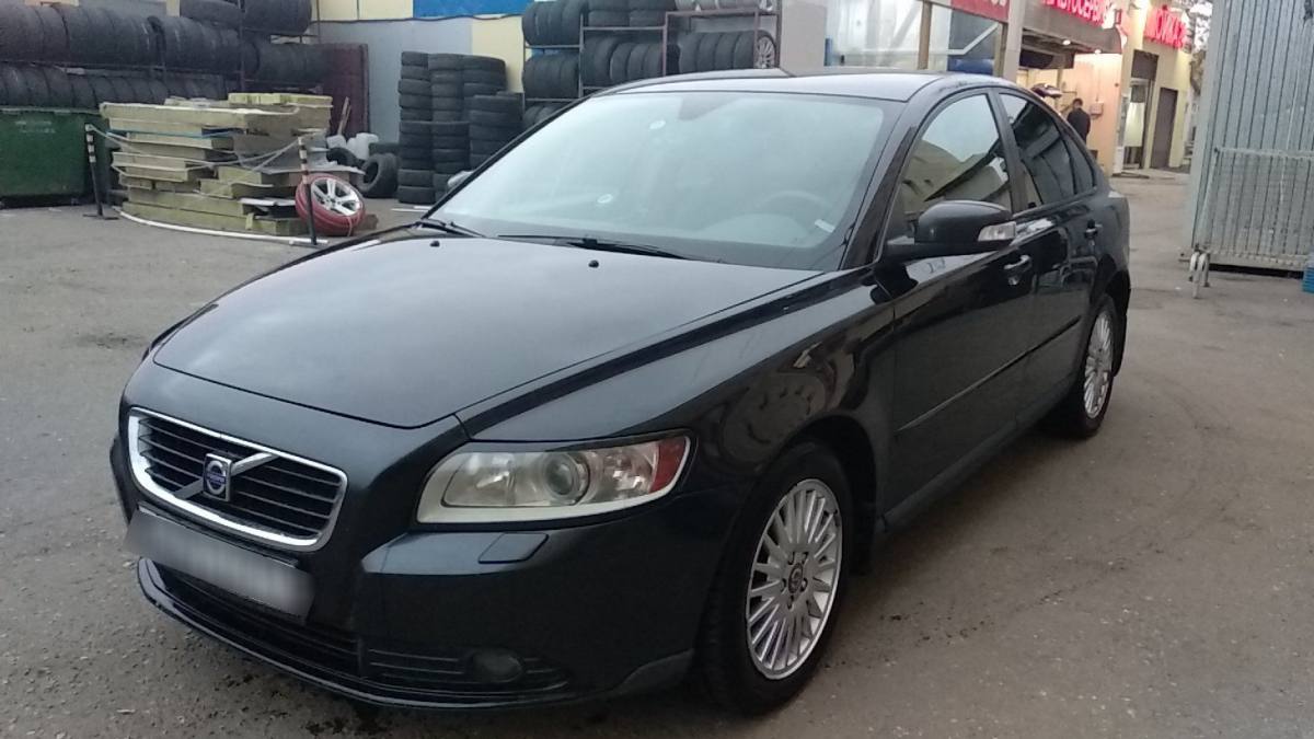 Volvo S40 II
