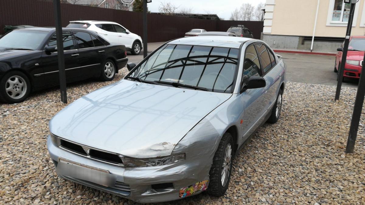 Mitsubishi Galant VIII