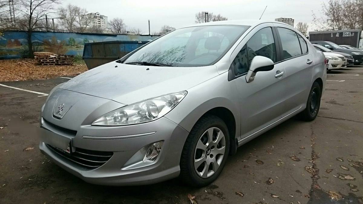 Peugeot 408