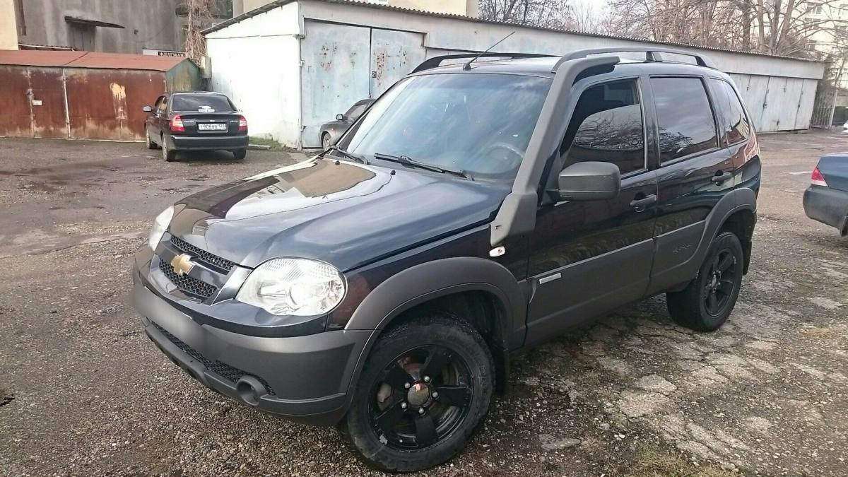 Chevrolet Niva I