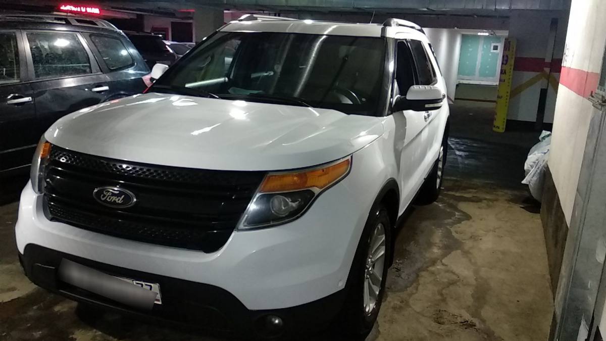 Ford Explorer V