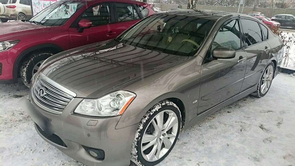 Infiniti M III