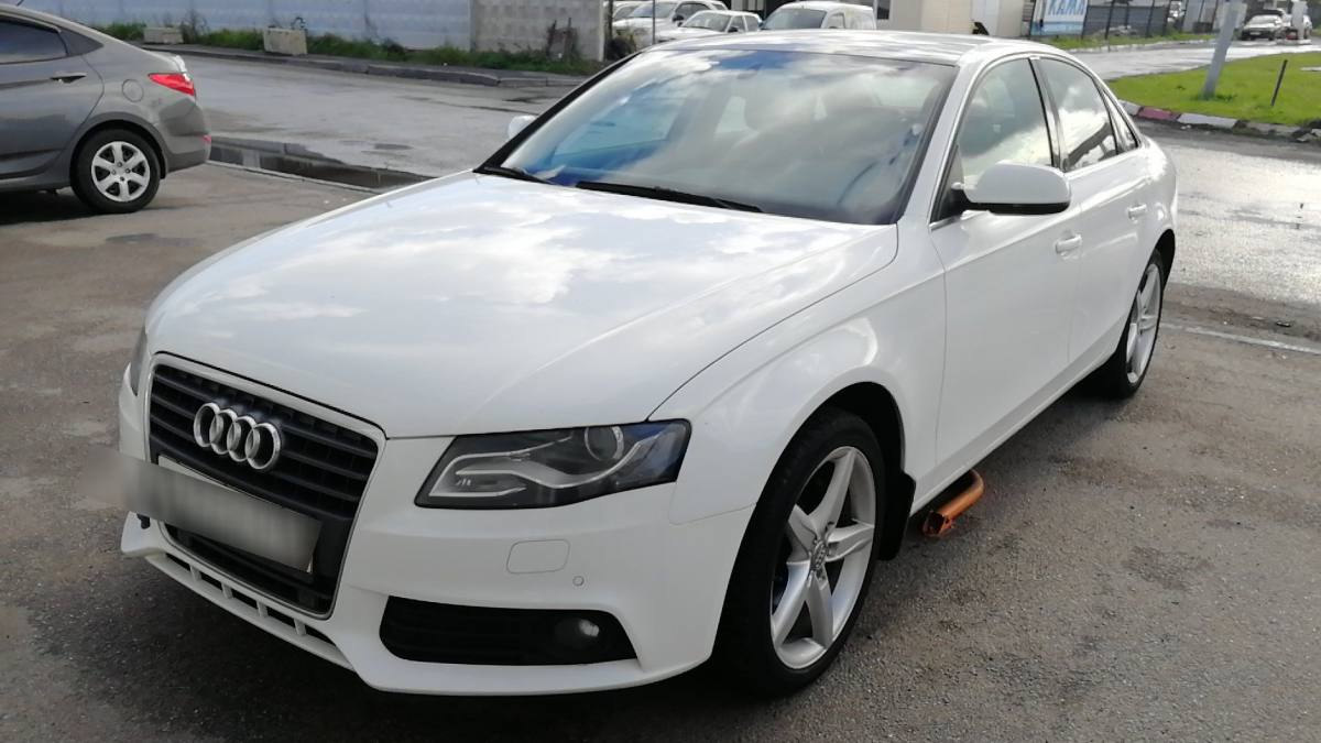 Audi A4 IV (B8)