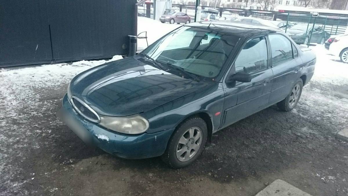 Ford Mondeo I