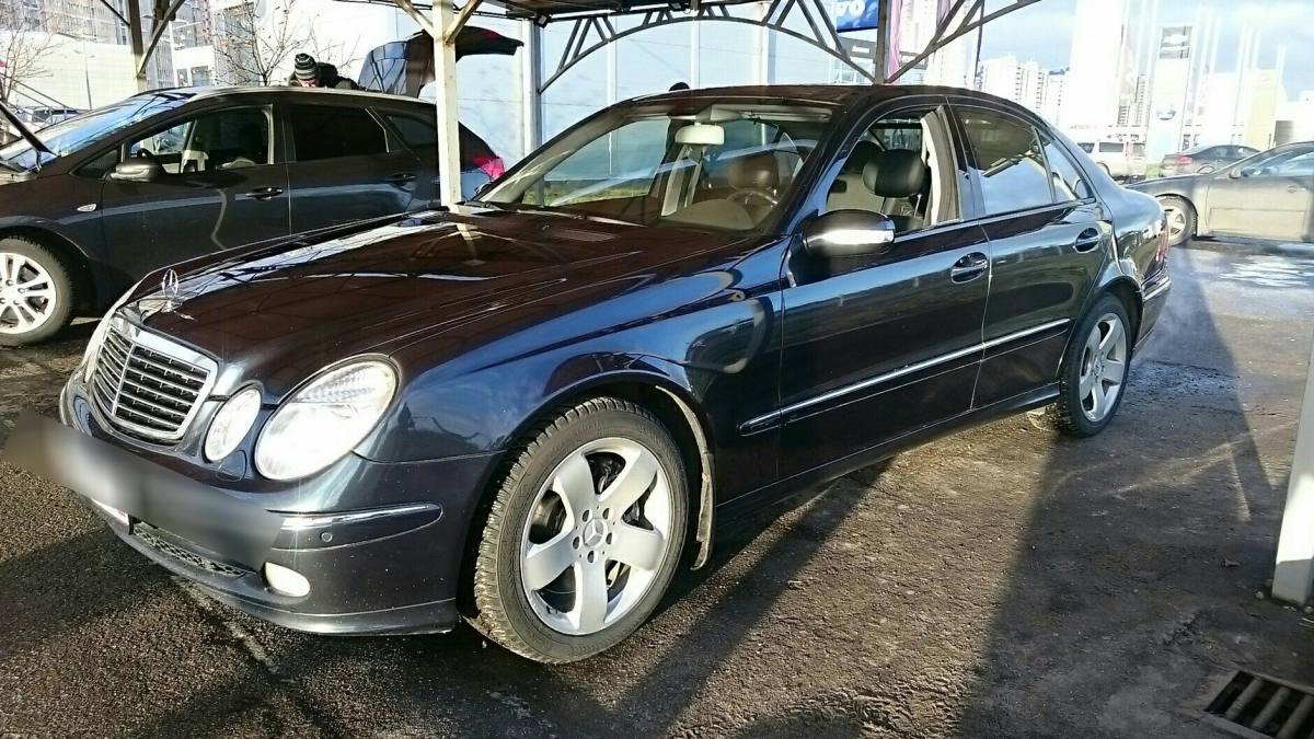 Mercedes-Benz E-klasse III (W211, S211)