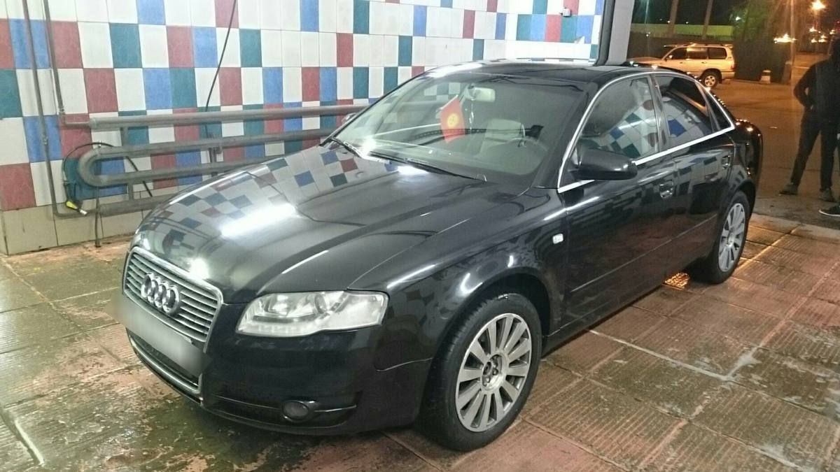Audi A4 III (B7)